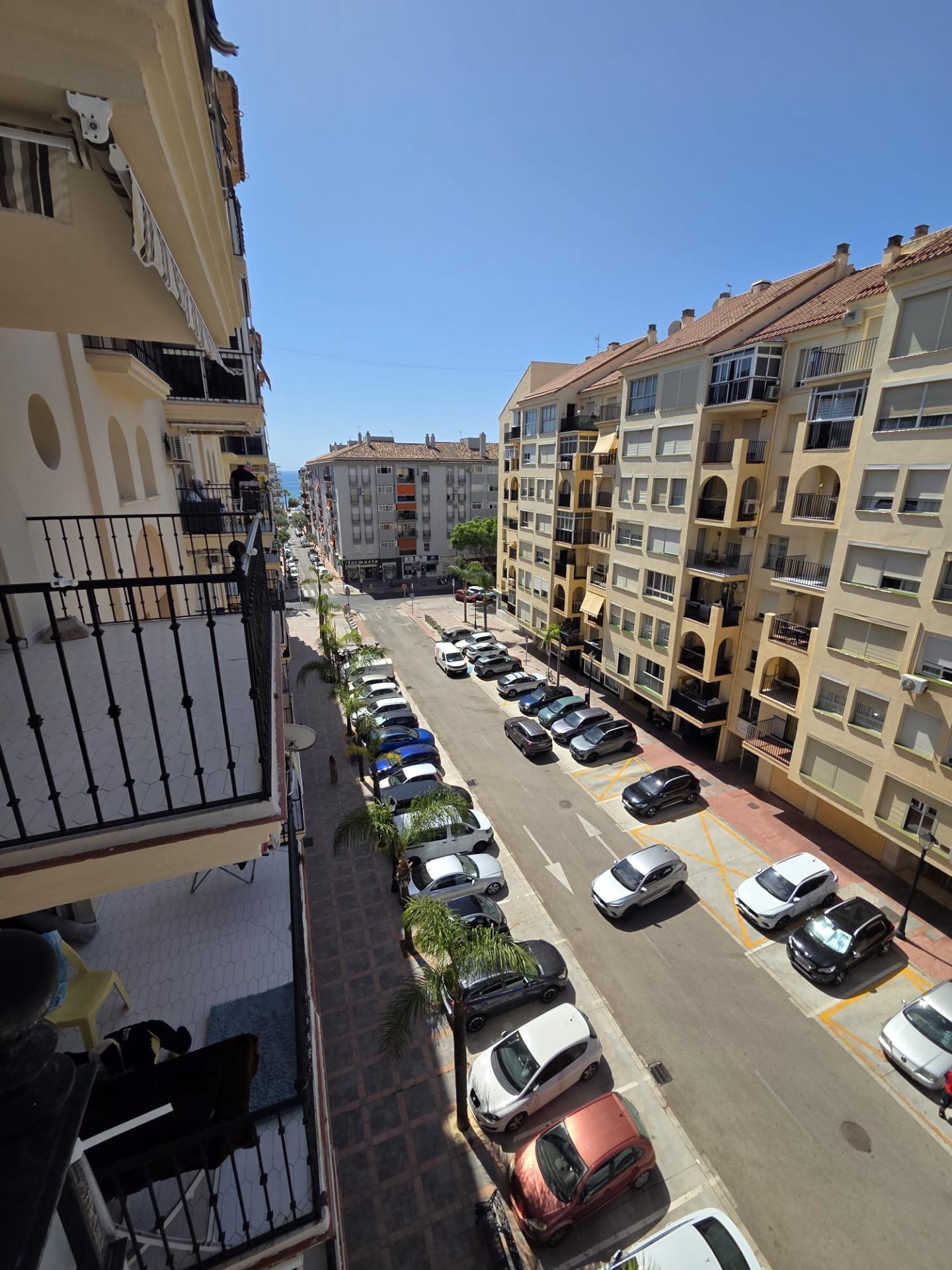 4 Bedroom Apartment in Fuengirola - Photo 17