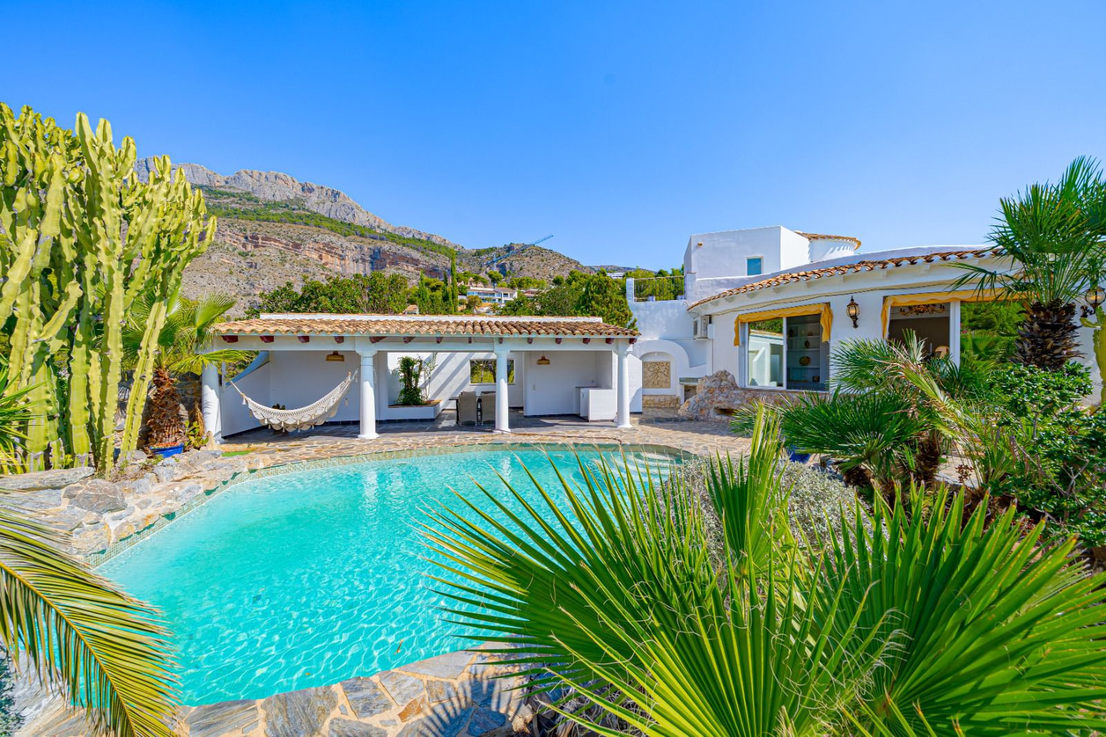 Moradia com 4 quartos com vista mar em Alicante, Espanha – Foto 1