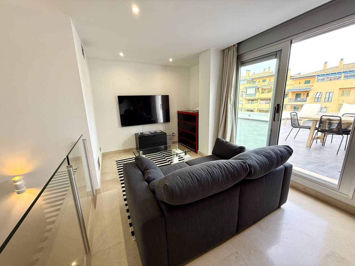 3 Bedroom Penthouse in San Pedro de Alcántara - Photo 26