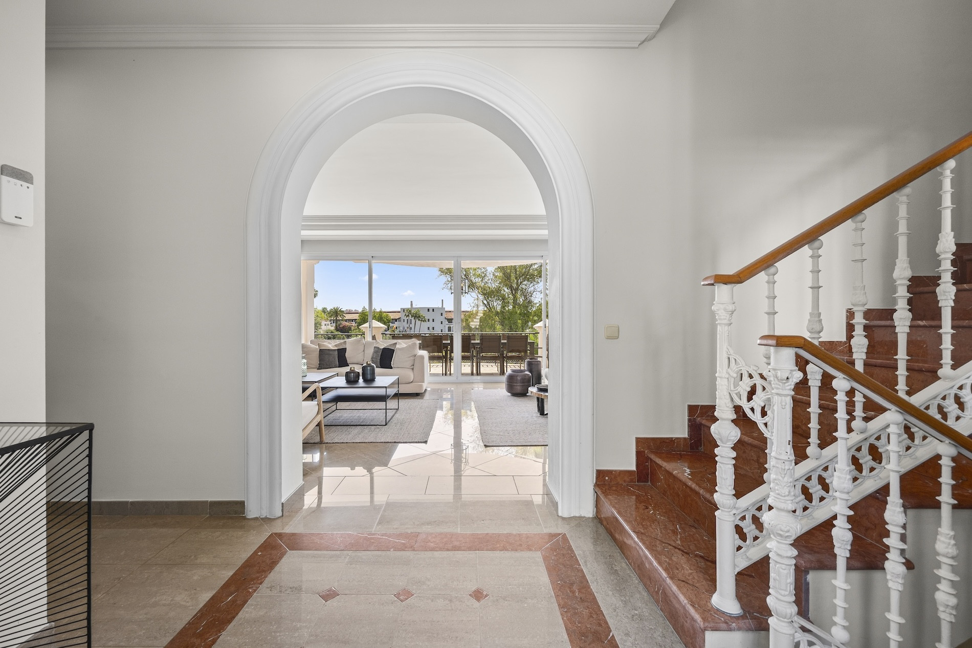 8 Bedroom Villa in Benahavís - Фото 18