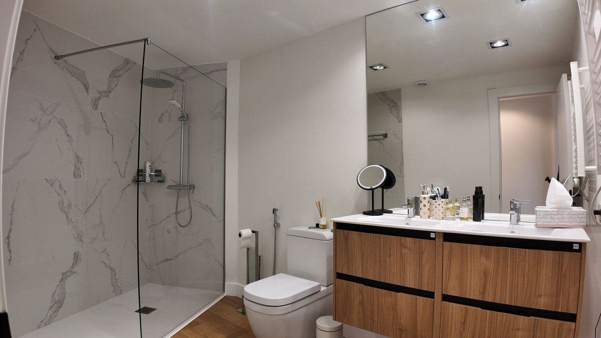 3 Bedroom Apartment in San Pedro de Alcántara - Photo 25