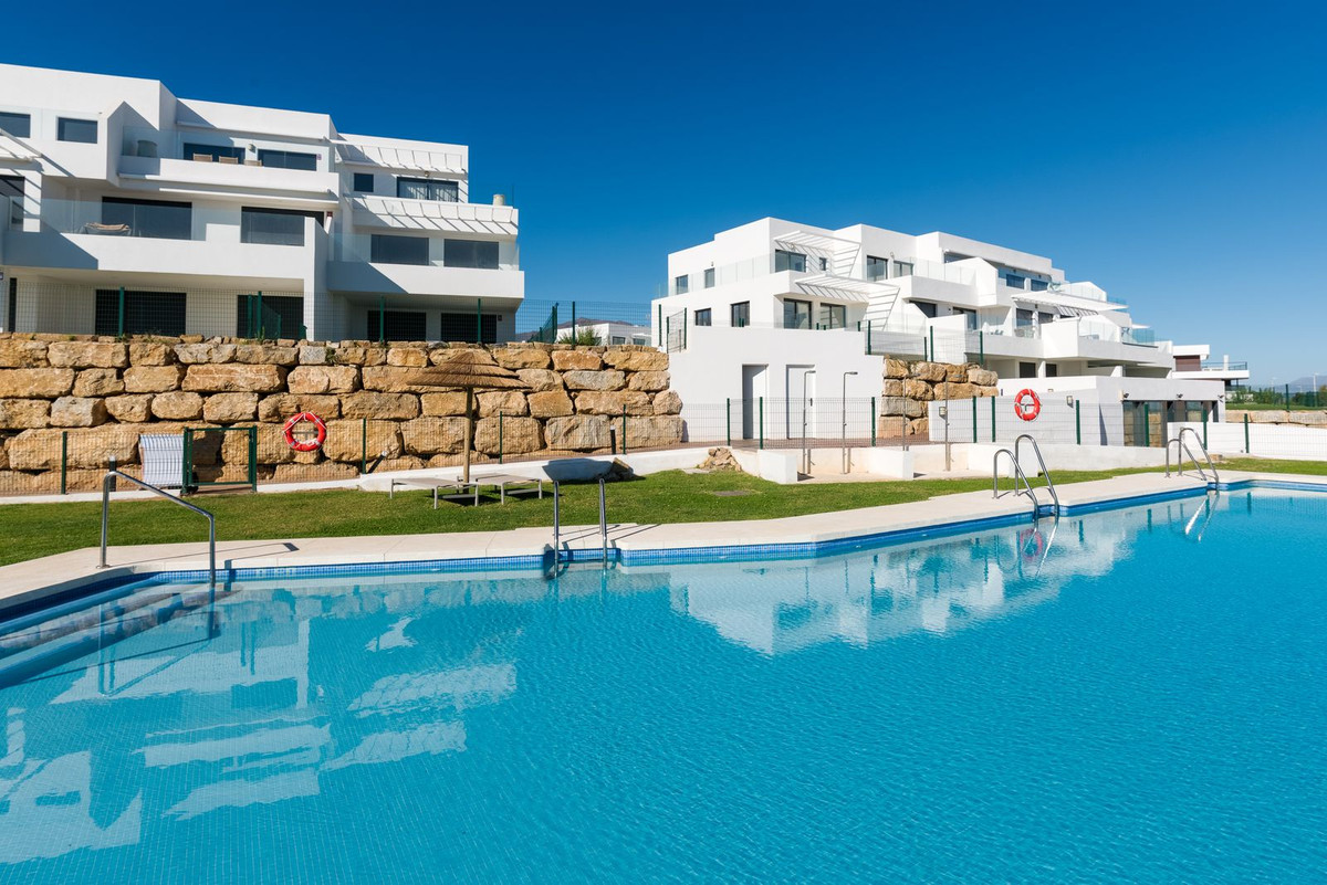 2 Bedroom Apartment in Casares - Photo 28