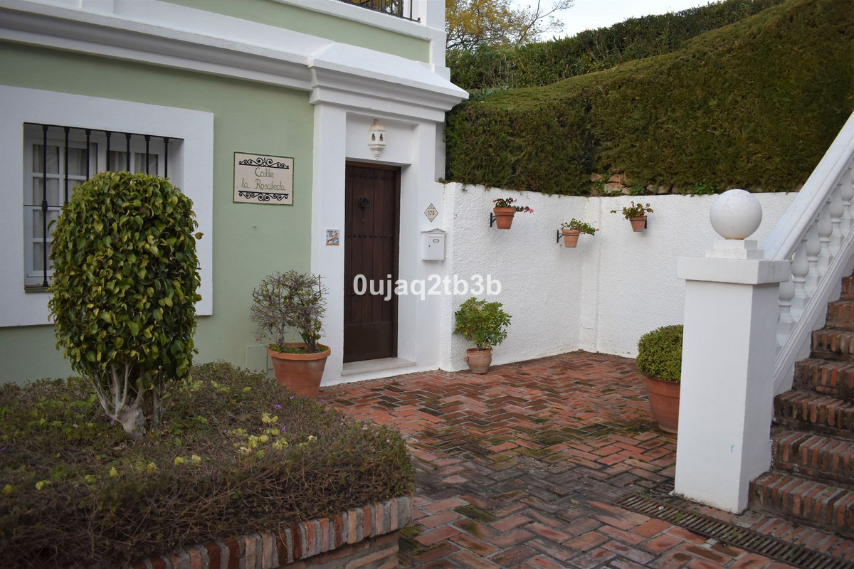 2 Bedroom Townhouse in Marbella