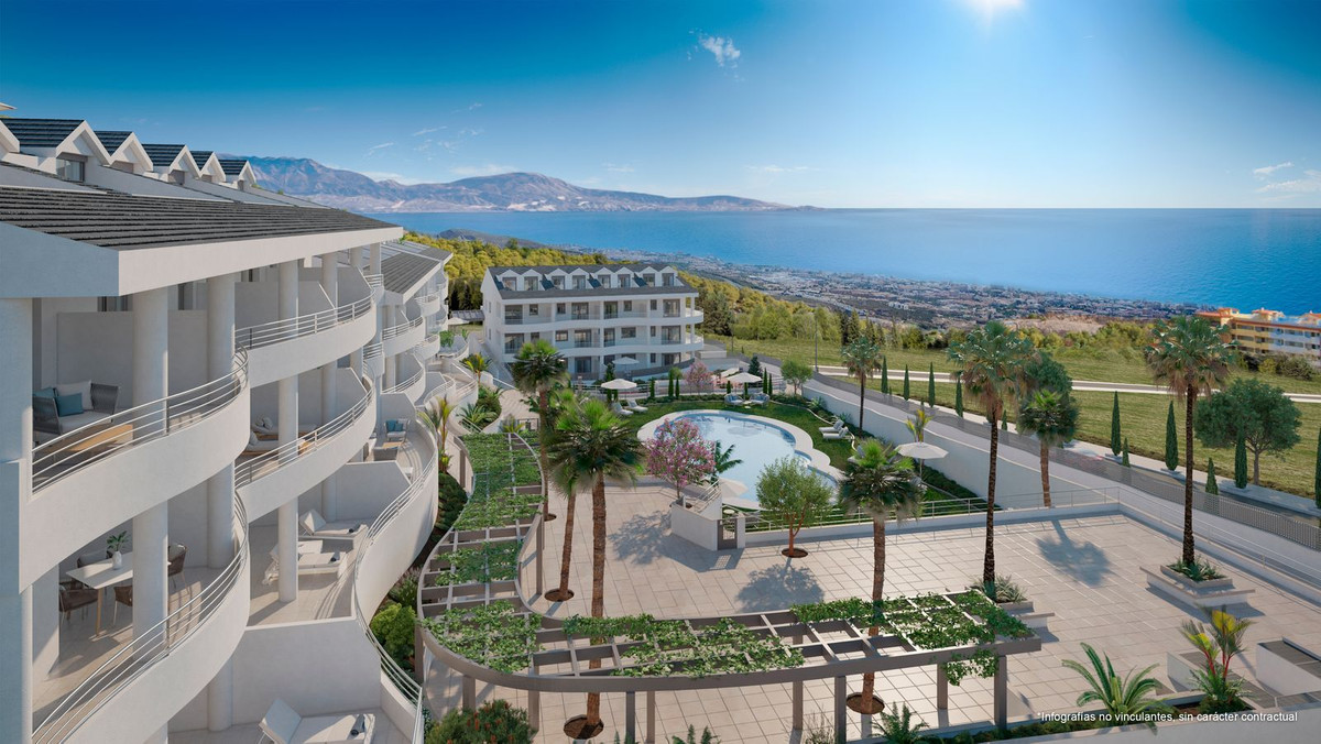 2 Bedroom Apartment in Benalmádena - Photo 7