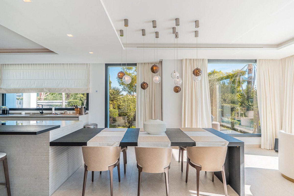 4 Bedroom Villa in Benahavís - Foto 7