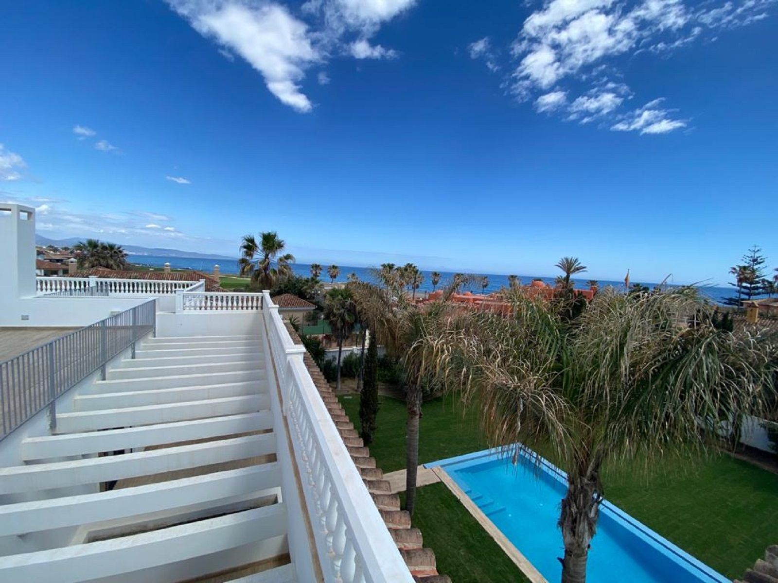6 Bedroom Villa in Estepona - Фото 23