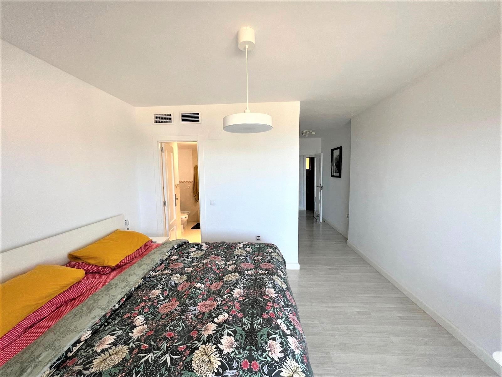 2 Bedroom Apartment in Mijas - Photo 9
