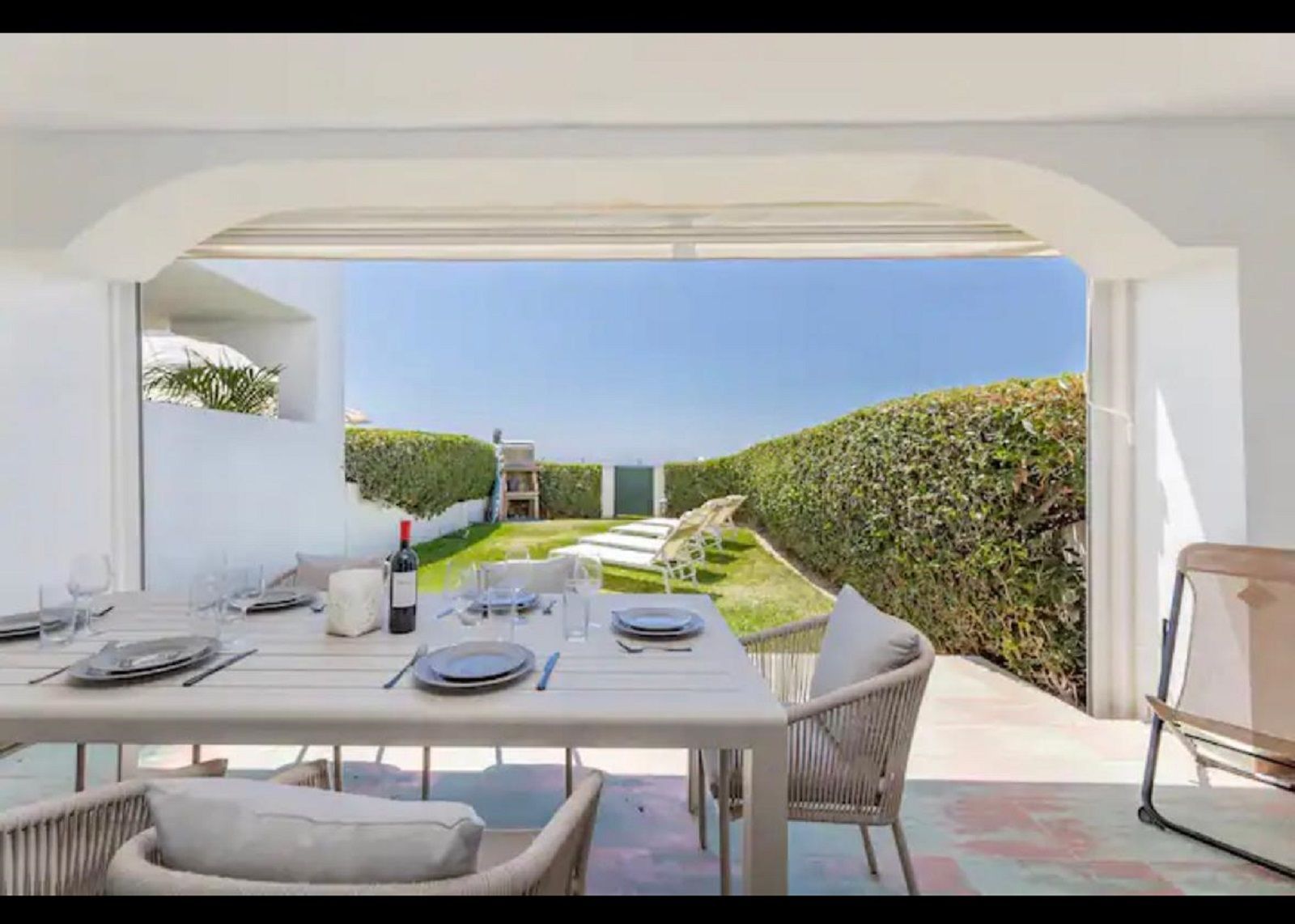 4 Bedroom Villa in Marbella - Photo 3