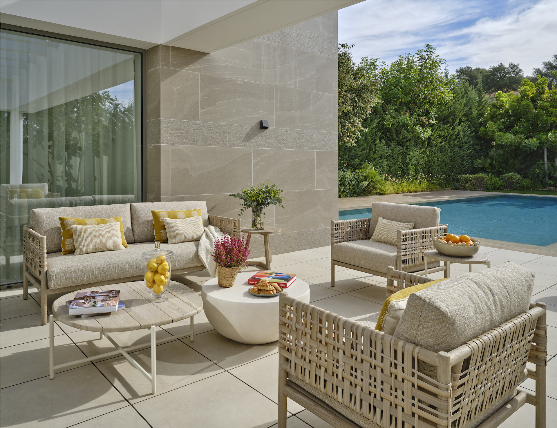 5 Bedroom Villa in Estepona - Фото 2