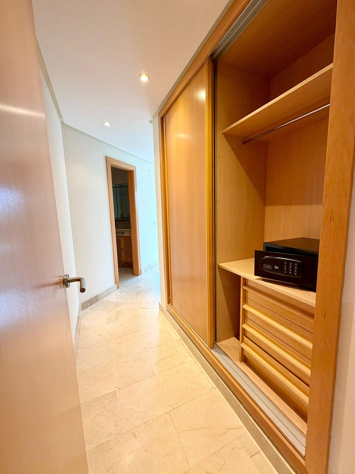 4 Bedroom Apartment in Marbella - Foto 26