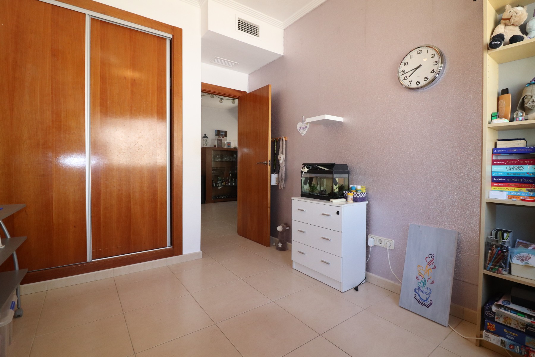 Moradia com 4 quartos com piscina em Alicante, Espanha – Foto 17