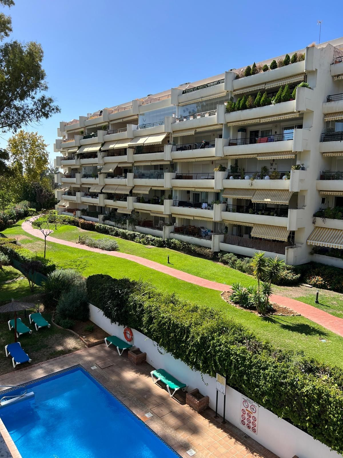 3 Bedroom Apartment in San Pedro de Alcántara - Photo 14