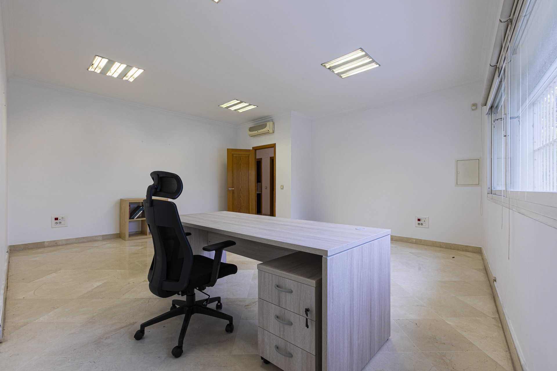 Espaço comercial com vista mar em Málaga, Espanha – Foto 7