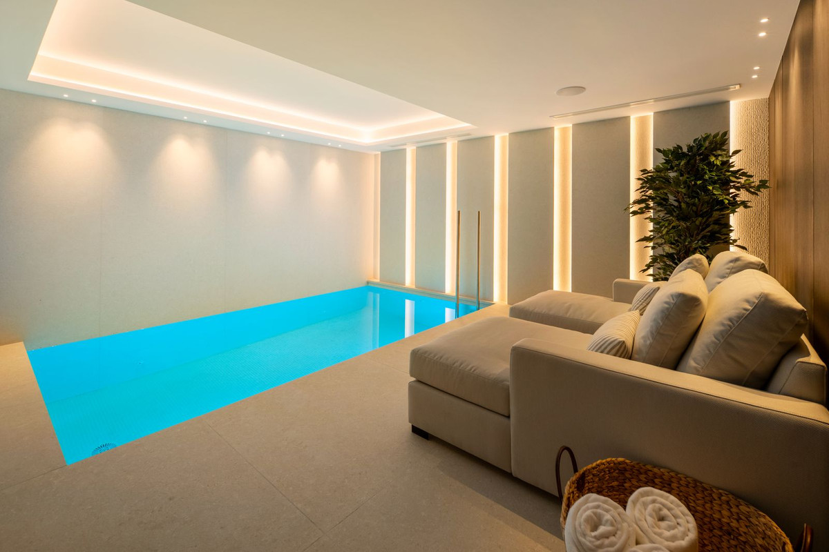 6 Bedroom Villa in Benahavís - Foto 30