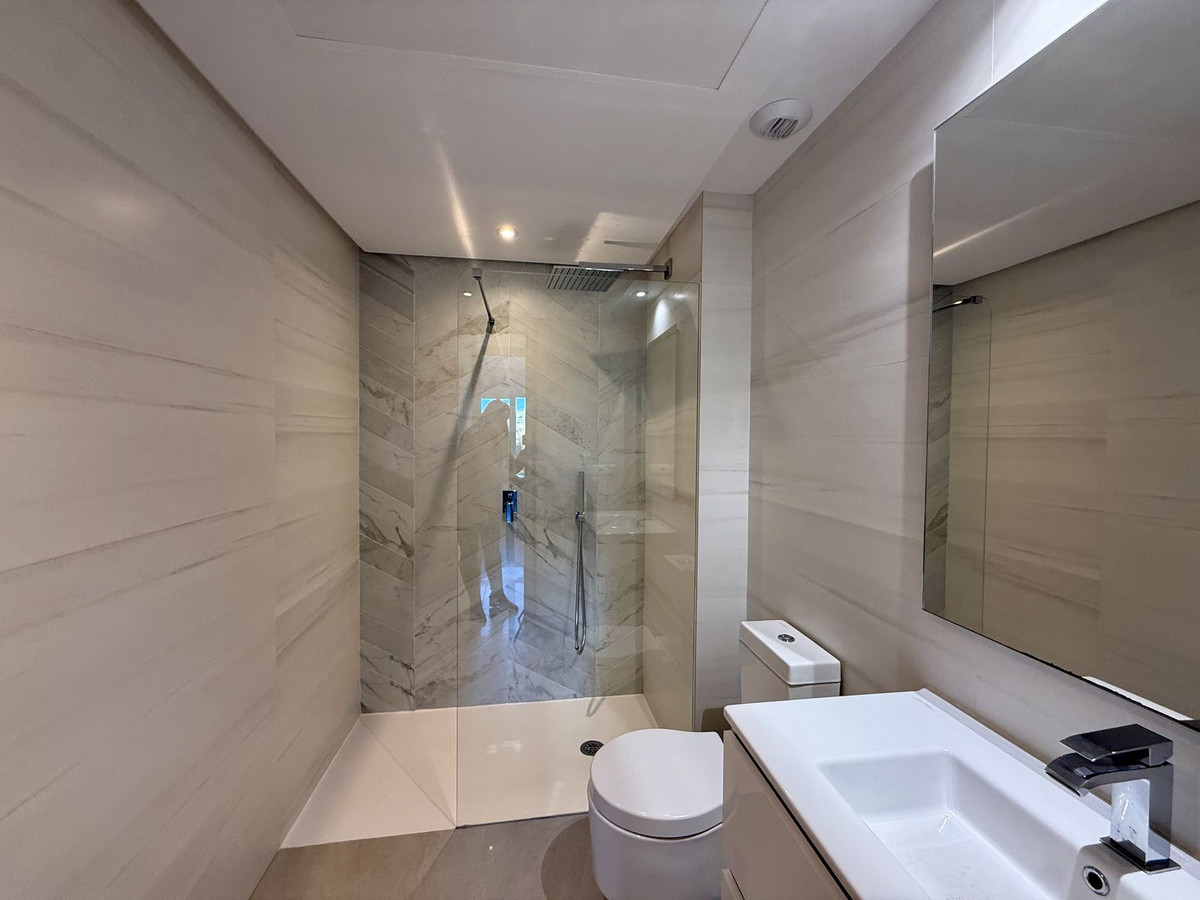 3 Bedroom Apartment in Sotogrande - Photo 15