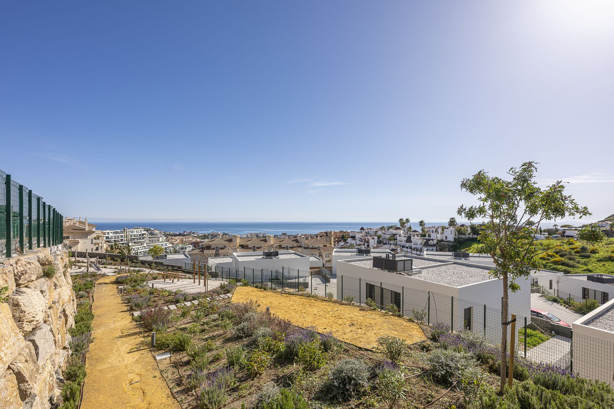 3 Bedroom Townhouse in Mijas - Photo 8