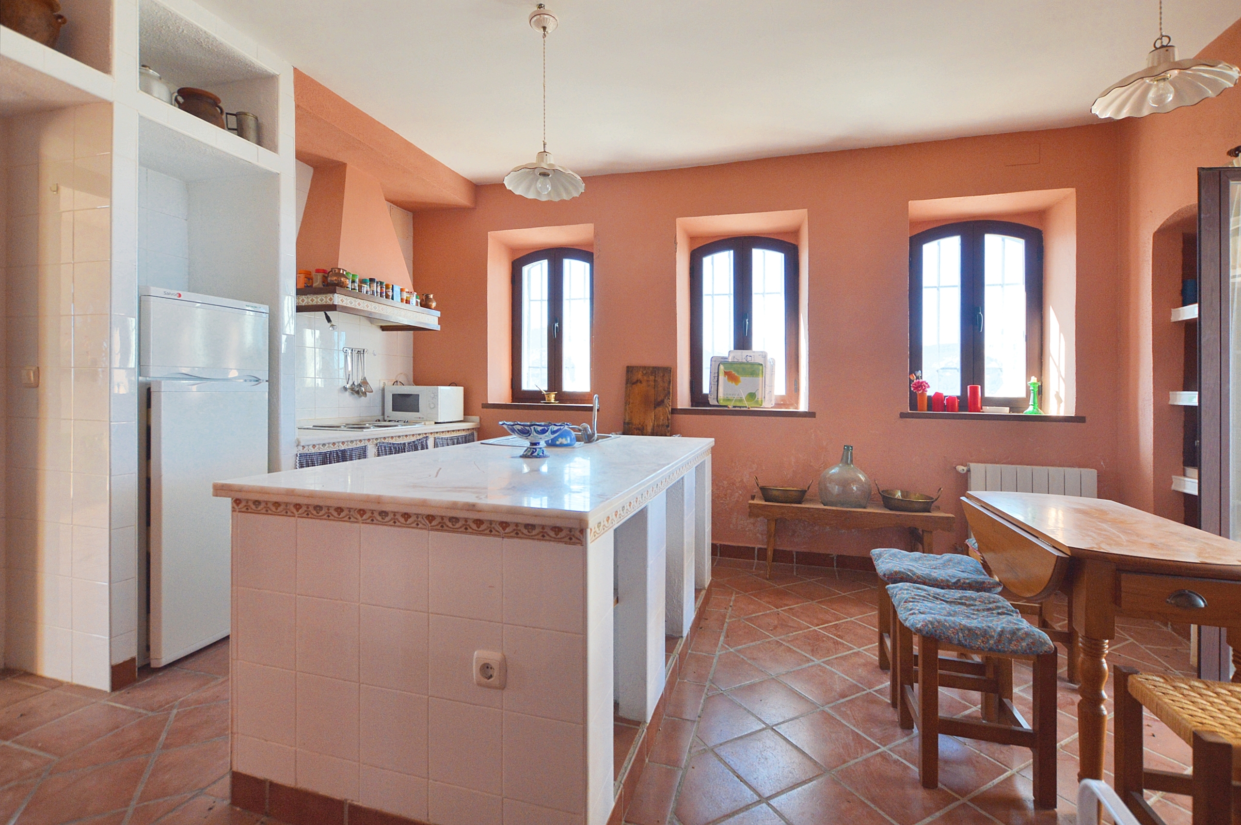 Chalet de 4 dormitorios en Granada – Foto 11