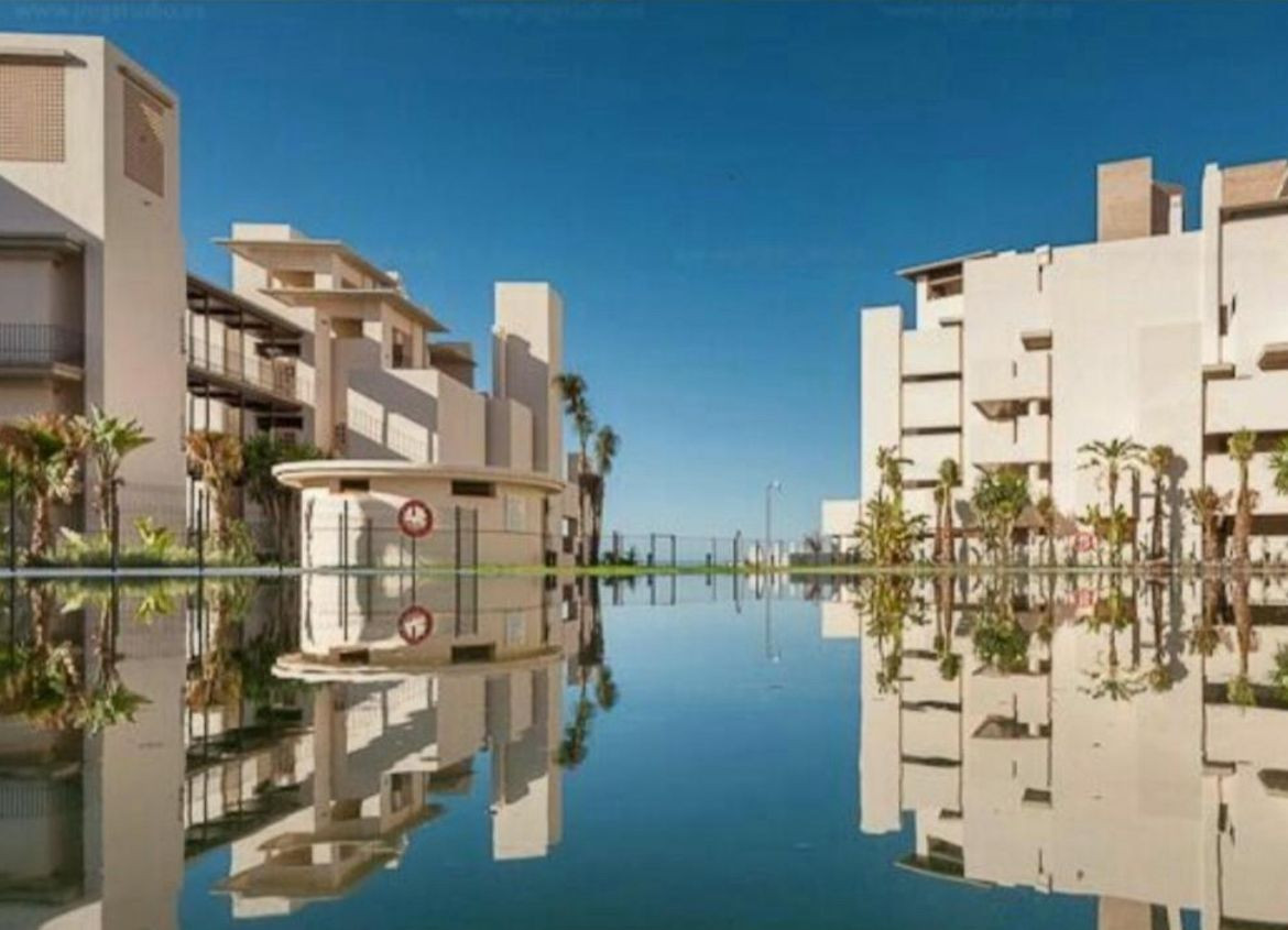 2 Bedroom Apartment in Estepona - Photo 22