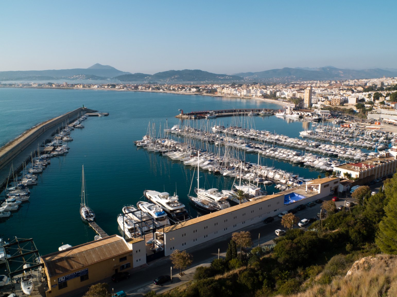 Bedrijfsruimte in Alicante, Spanje – Foto 20