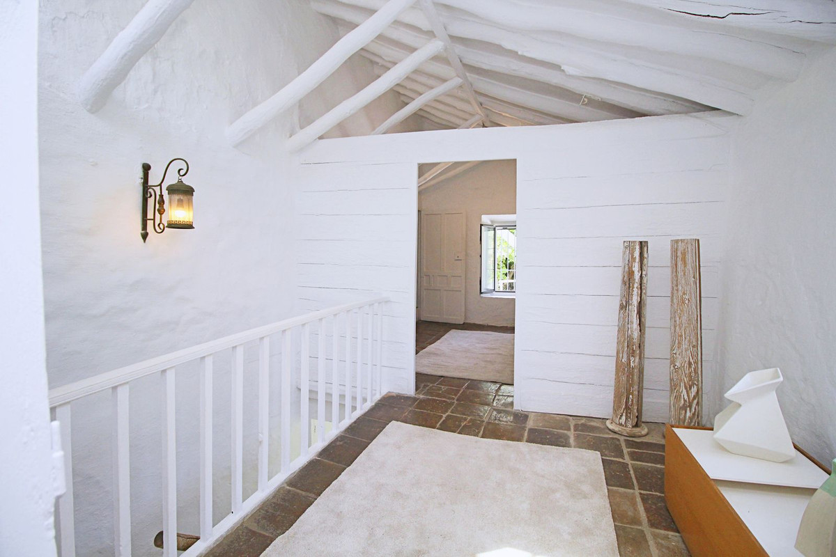 4 Bedroom Country house in Coín - Фото 22
