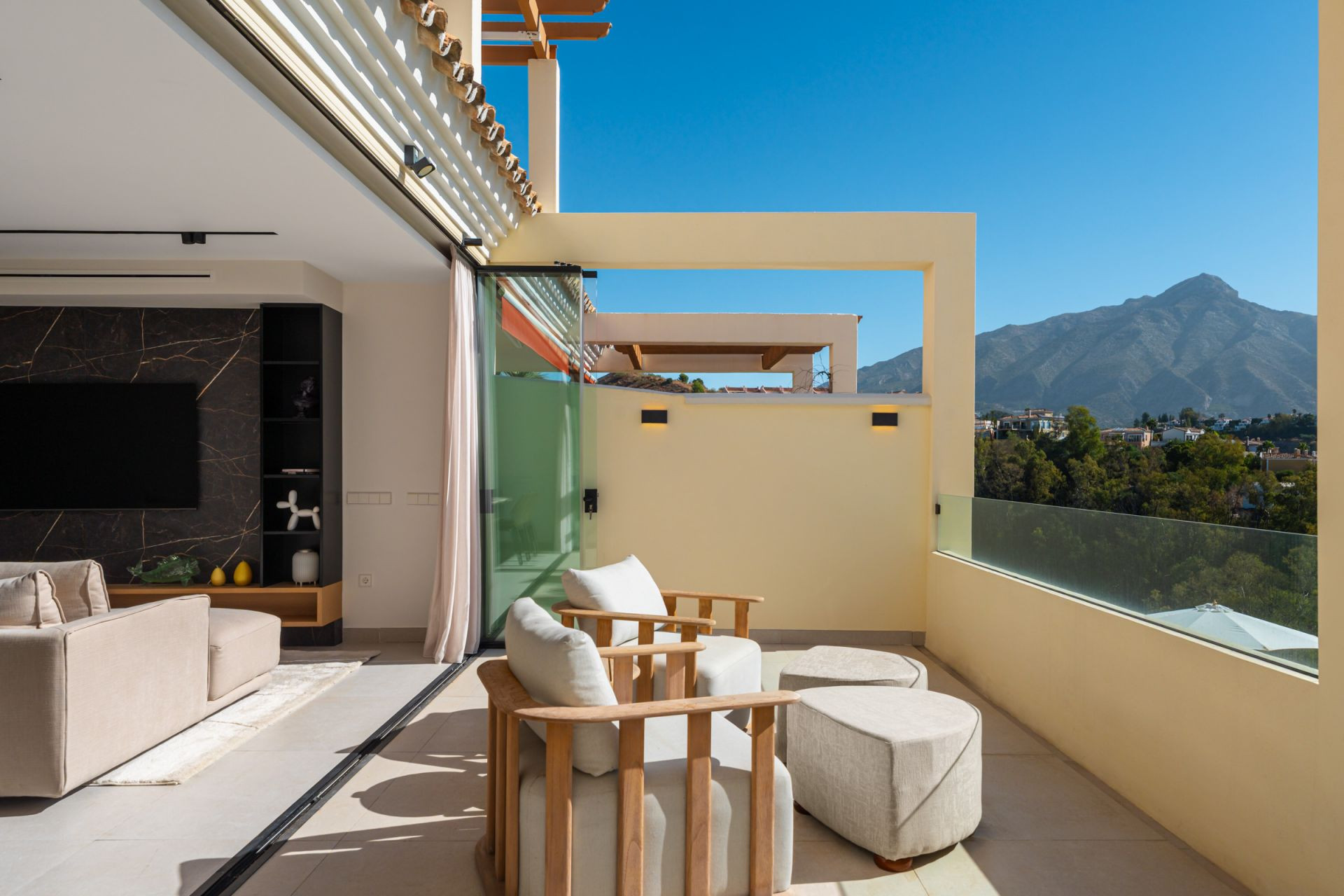 3 Bedroom Apartment in Marbella - Photo 18