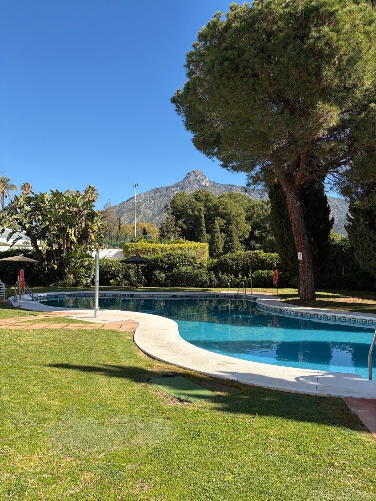 2 Bedroom Apartment in Marbella - Photo 2
