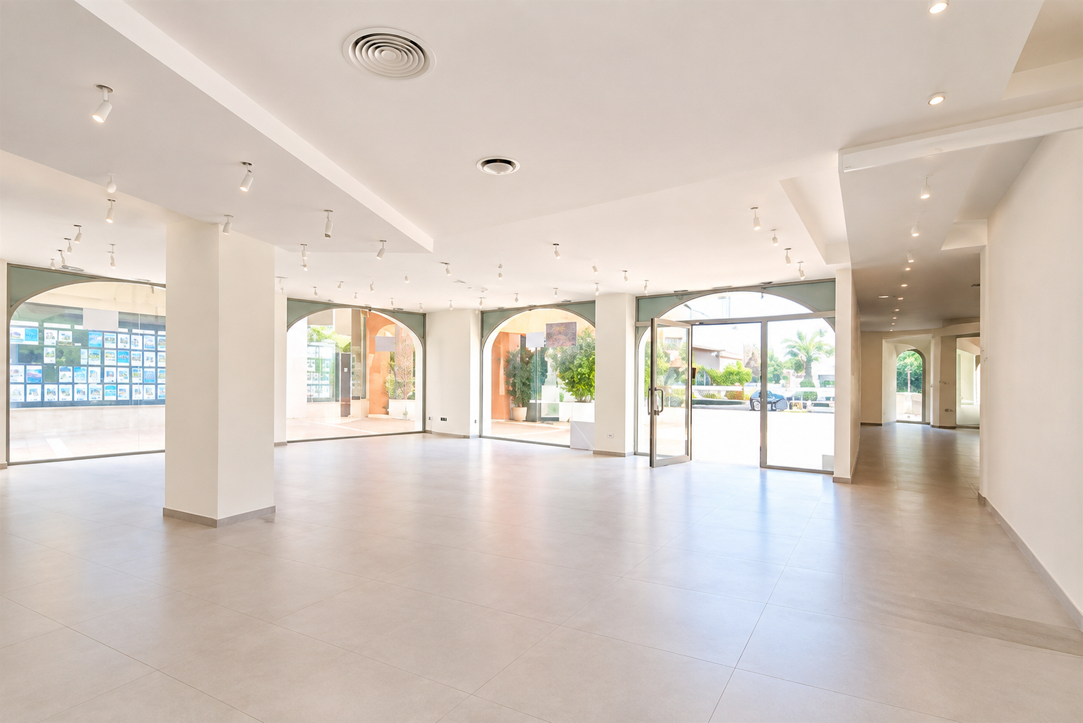 Local commercial à Malaga, Espagne – Photo 4
