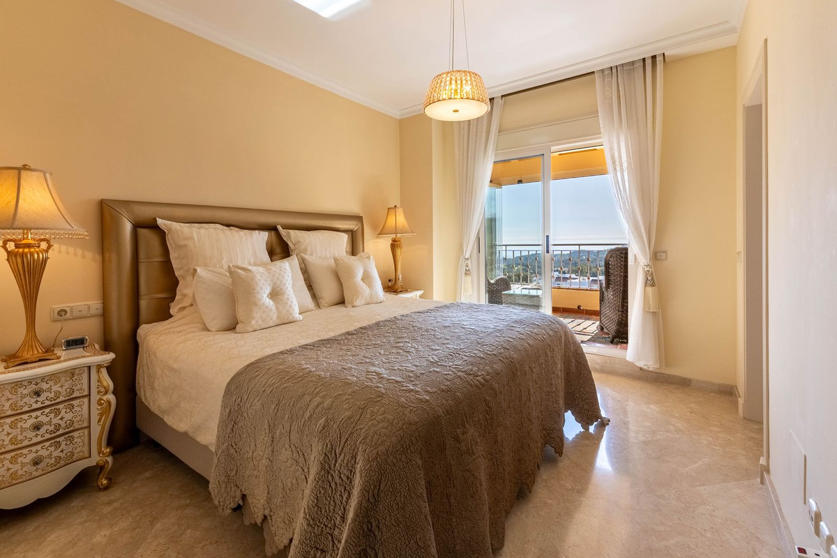 4 Bedroom Apartment in Marbella - Foto 17