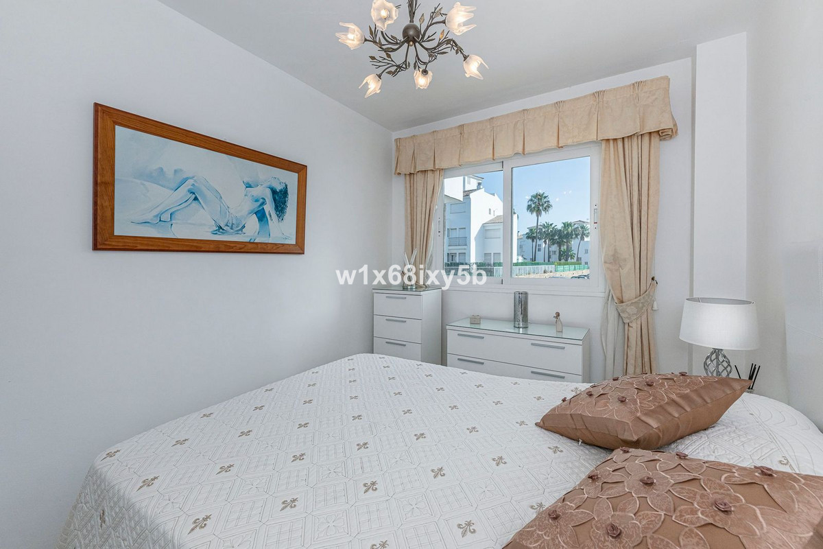 2 Bedroom Apartment in Manilva - Foto 23