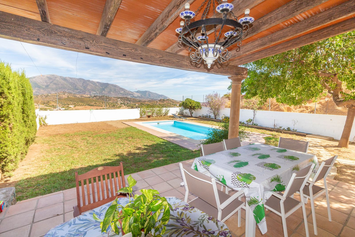 4 Bedroom Country house in Mijas - Фото 16