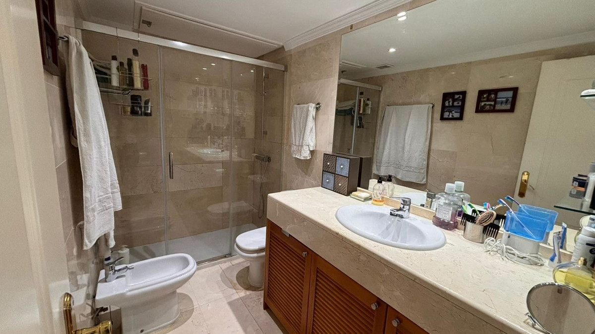 Apartamento com 4 quartos com vista mar em Málaga, Espanha – Foto 5