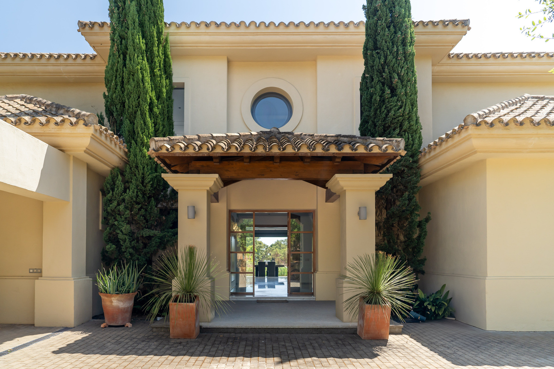 5 Bedroom Villa in Sotogrande - Photo 2