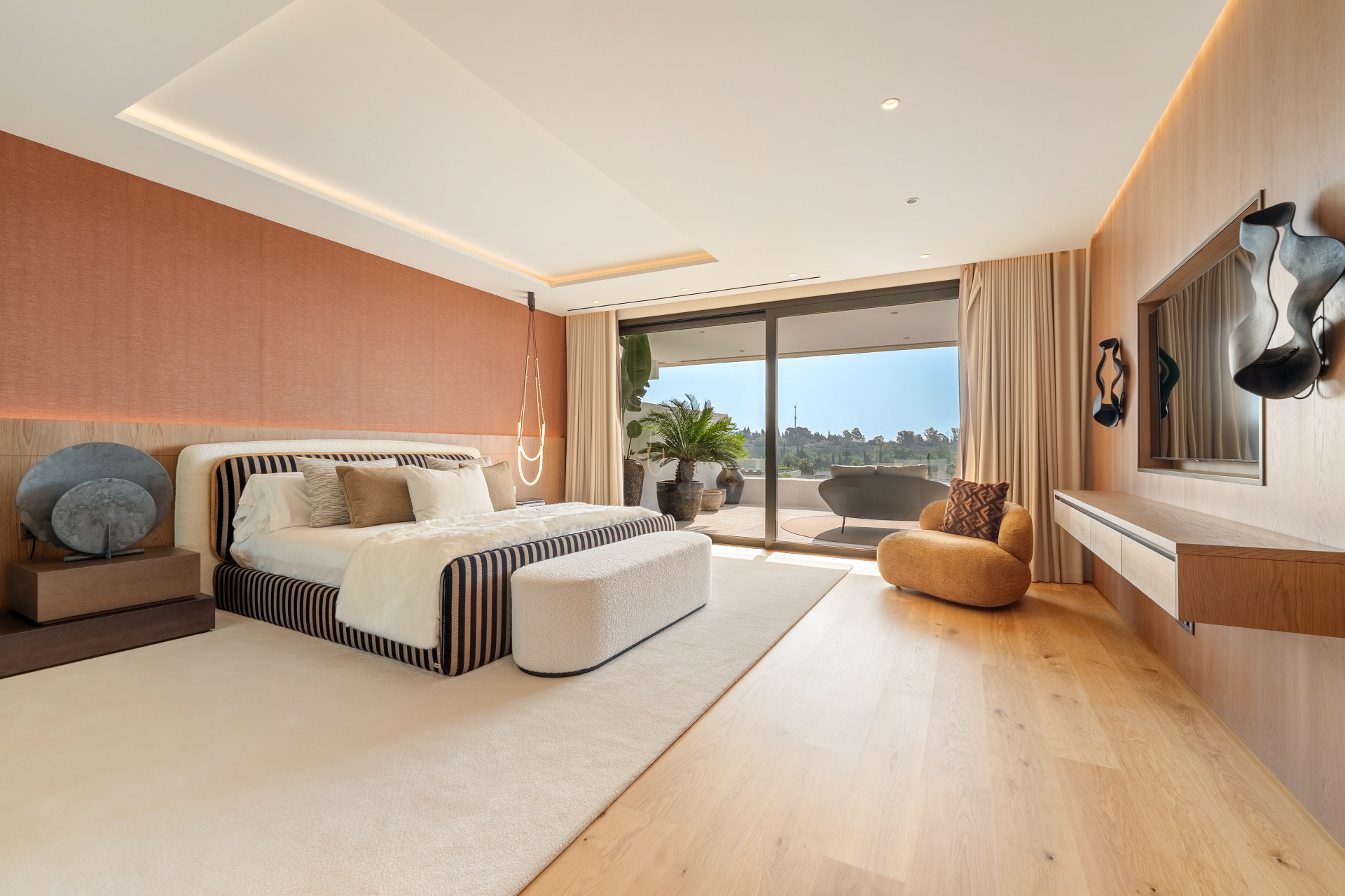 4 Bedroom Villa in Marbella - Photo 45