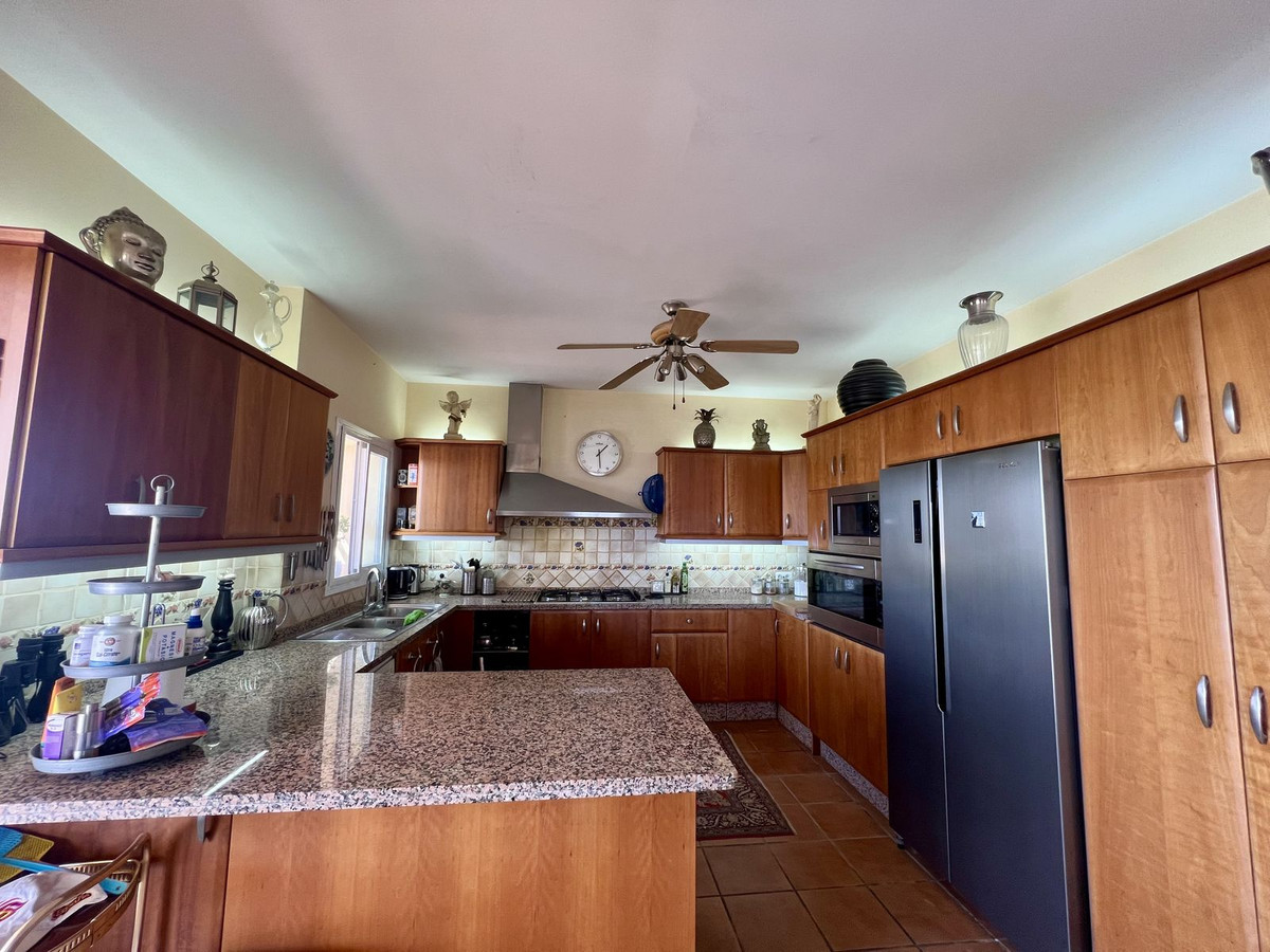6 Bedroom Country house in Estepona - Foto 44