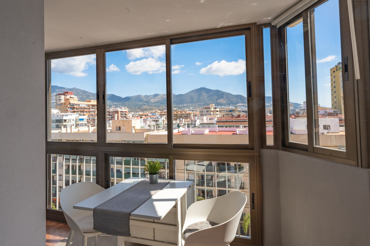 2 Bedroom Apartment in Fuengirola - Photo 18