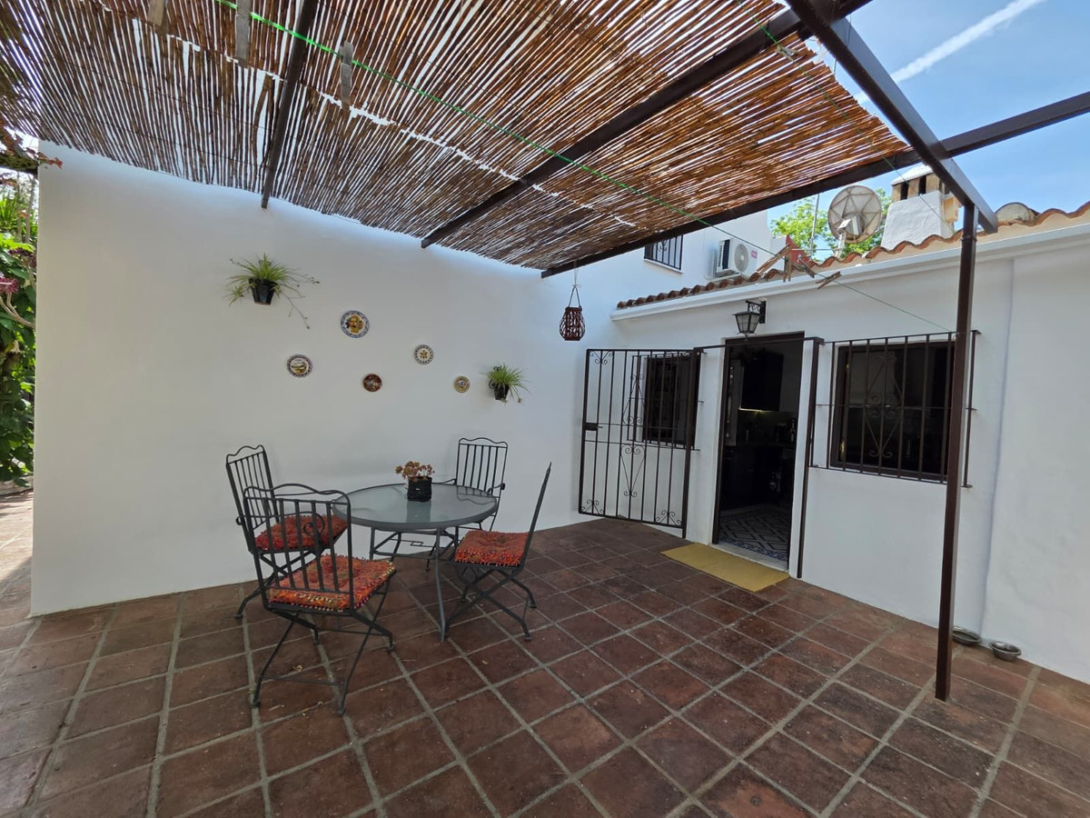 4 Bedroom Country house in Alhaurín el Grande - Photo 35