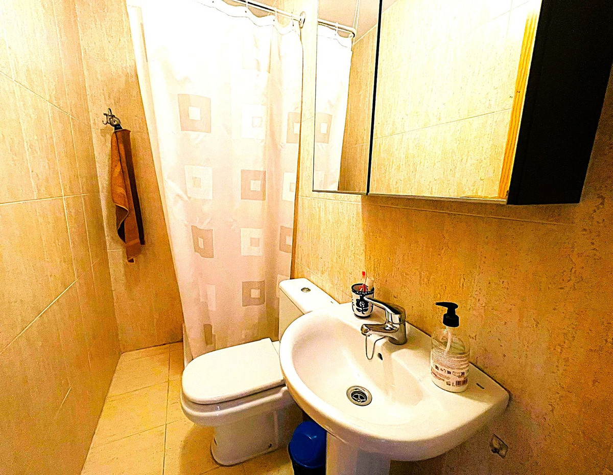 2 Bedroom Apartment in Fuengirola - Foto 14
