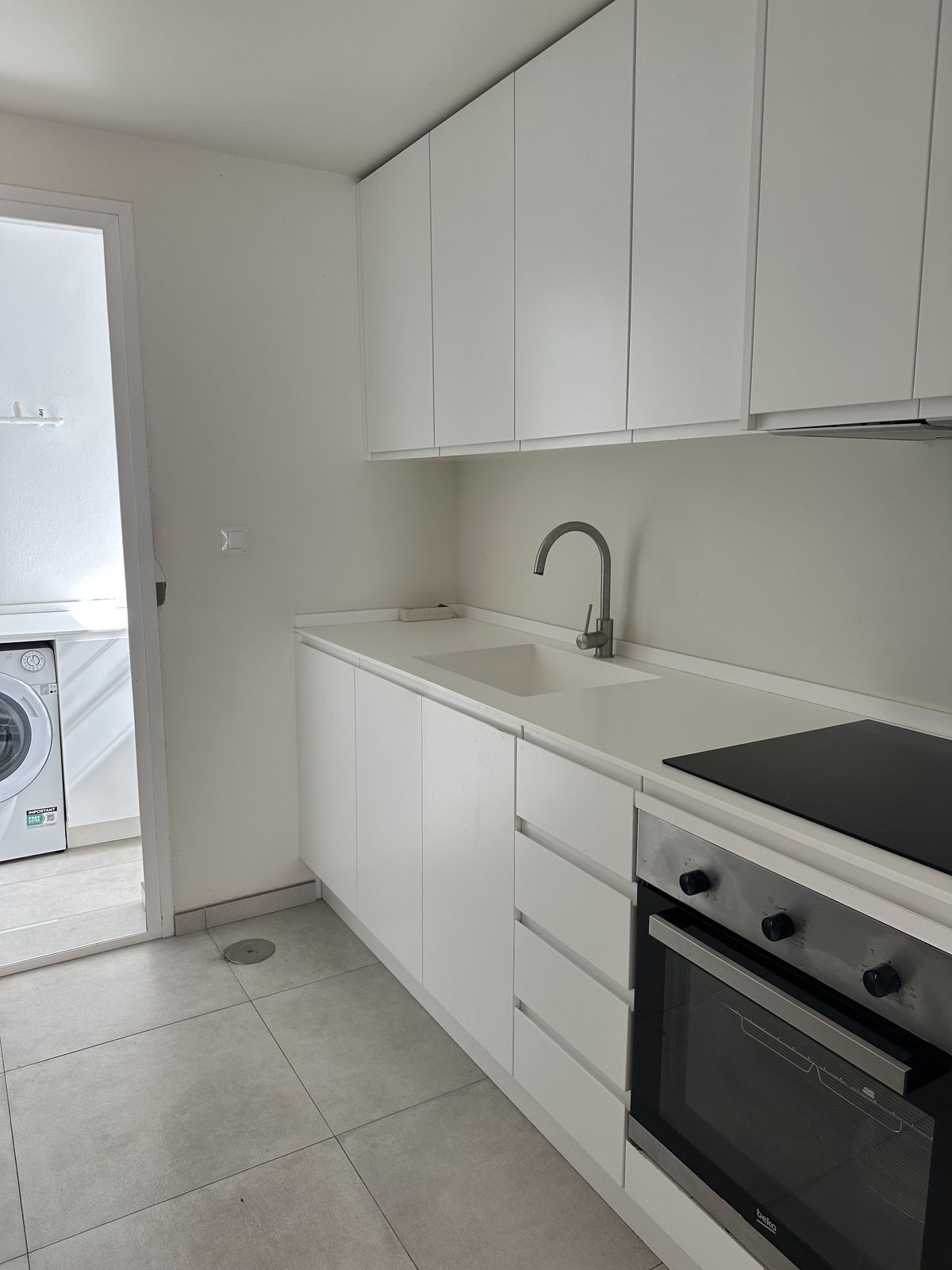 2 Bedroom Apartment in Marbella - Photo 5