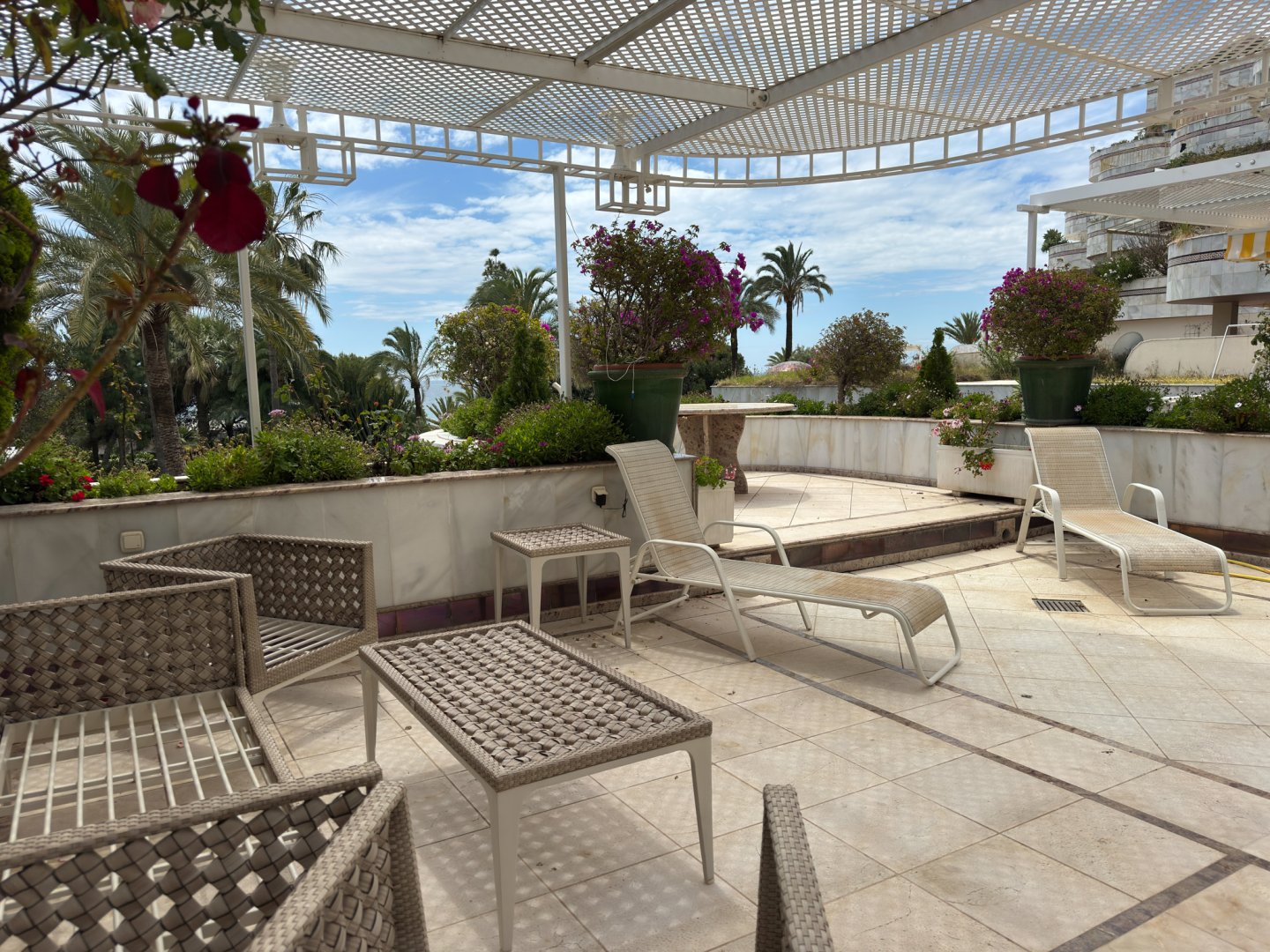 1 Bedroom Apartment in Marbella - Photo 4