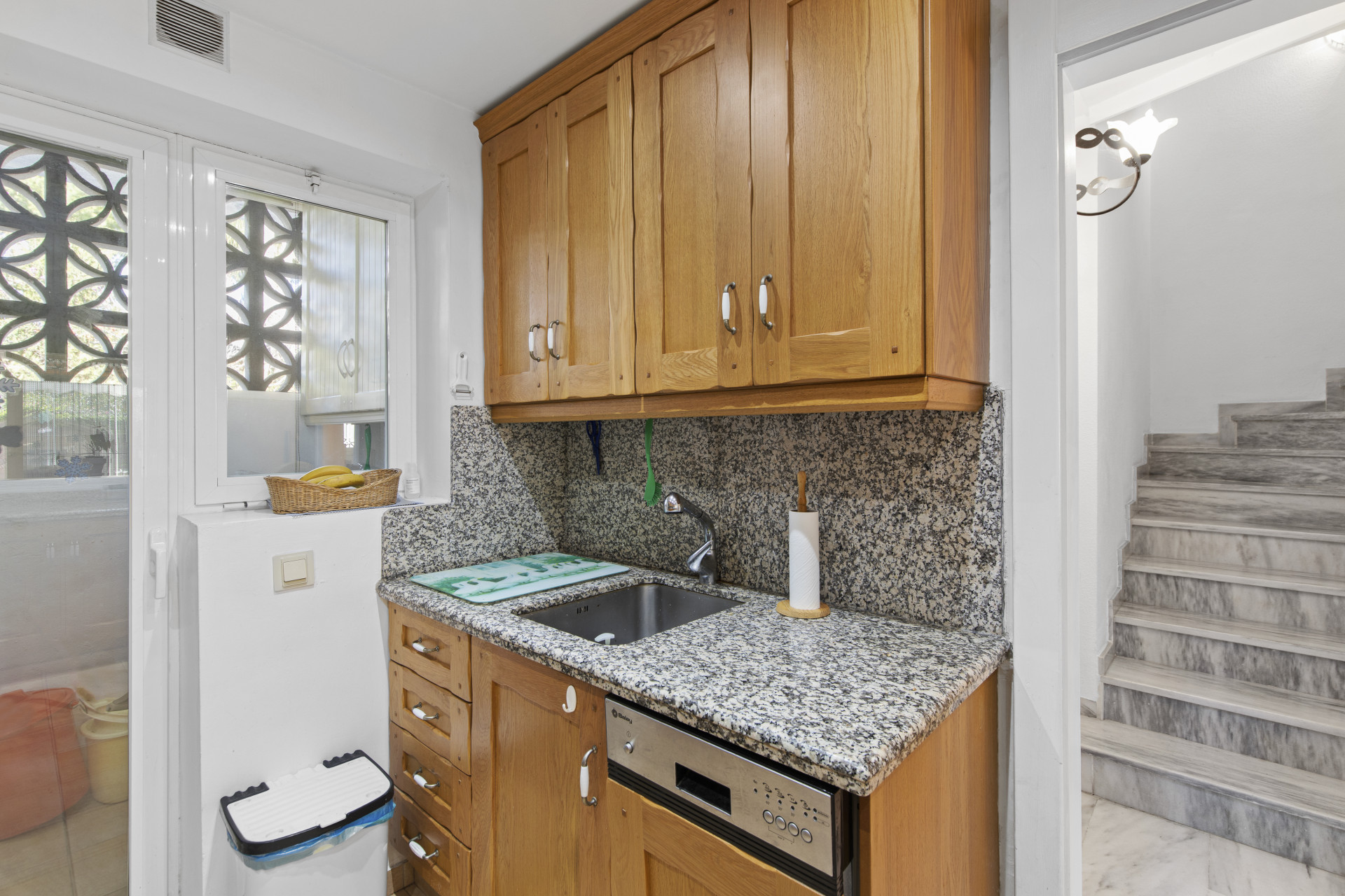 3 Bedroom Townhouse in Estepona - Photo 10