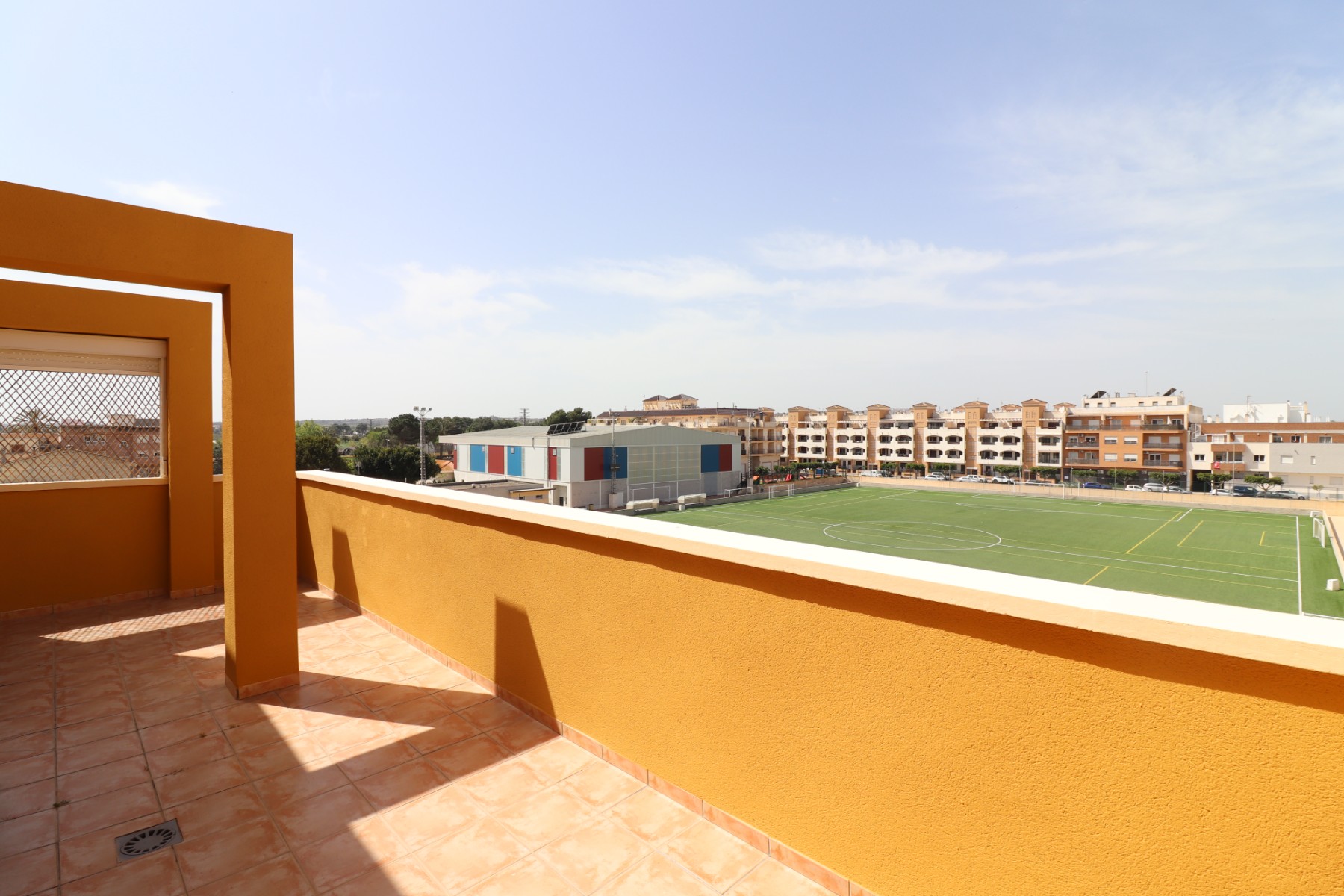 Apartamento com 2 quartos com piscina em Alicante, Espanha – Foto 1
