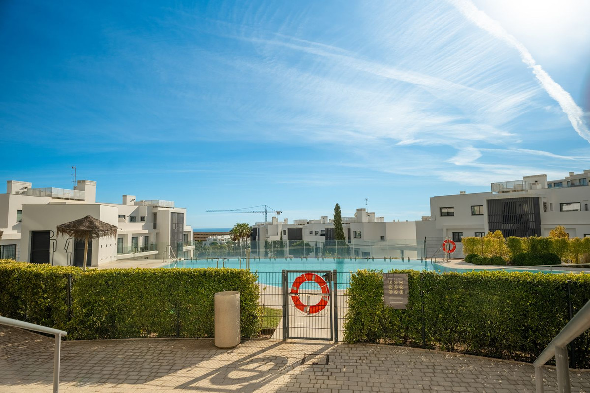 3 Bedroom Penthouse in Fuengirola - Photo 35