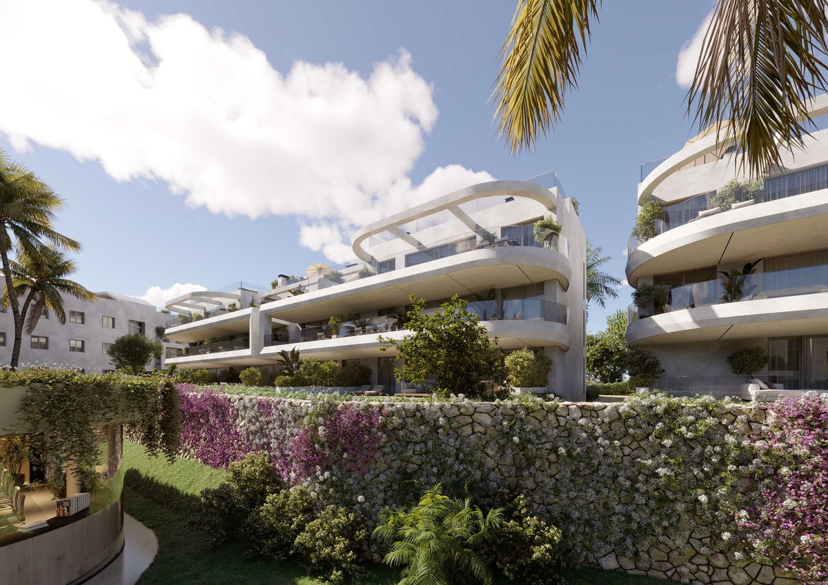 1 Bedroom Apartment in Estepona - Photo 17