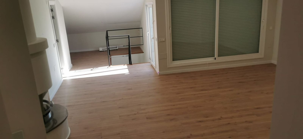 4 Bedroom Penthouse in San Pedro de Alcántara - Photo 30