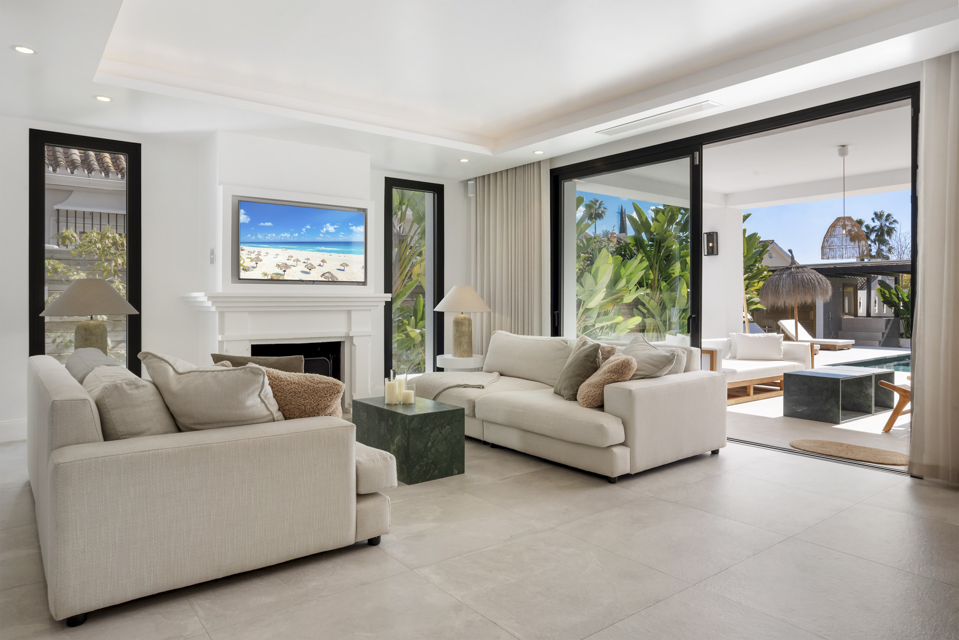 6 Bedroom Villa in Marbella - Фото 4