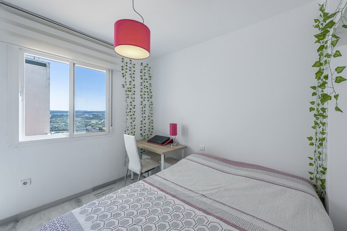 3 Bedroom Apartment in Casares - Photo 16