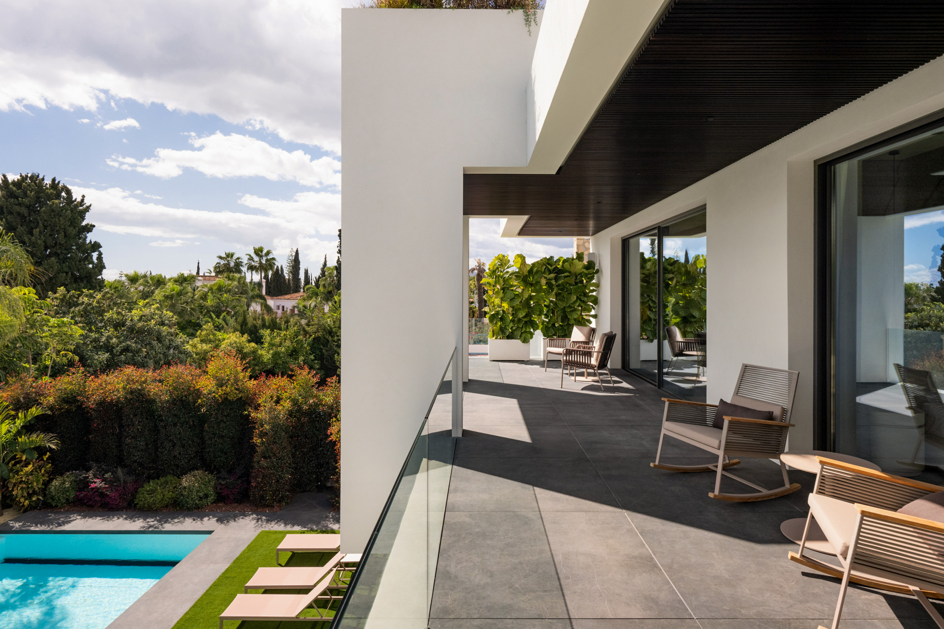 5 Bedroom Villa in Marbella - Photo 7