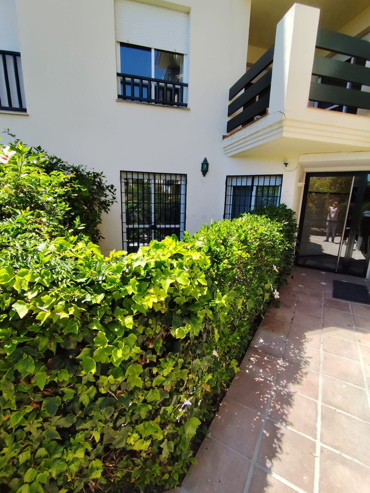 1 Bedroom Apartment in Marbella - Photo 16