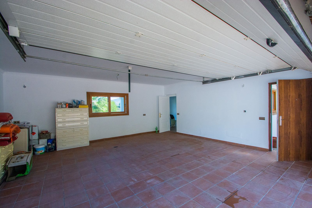5 Bedroom Villa in Mijas - Photo 36