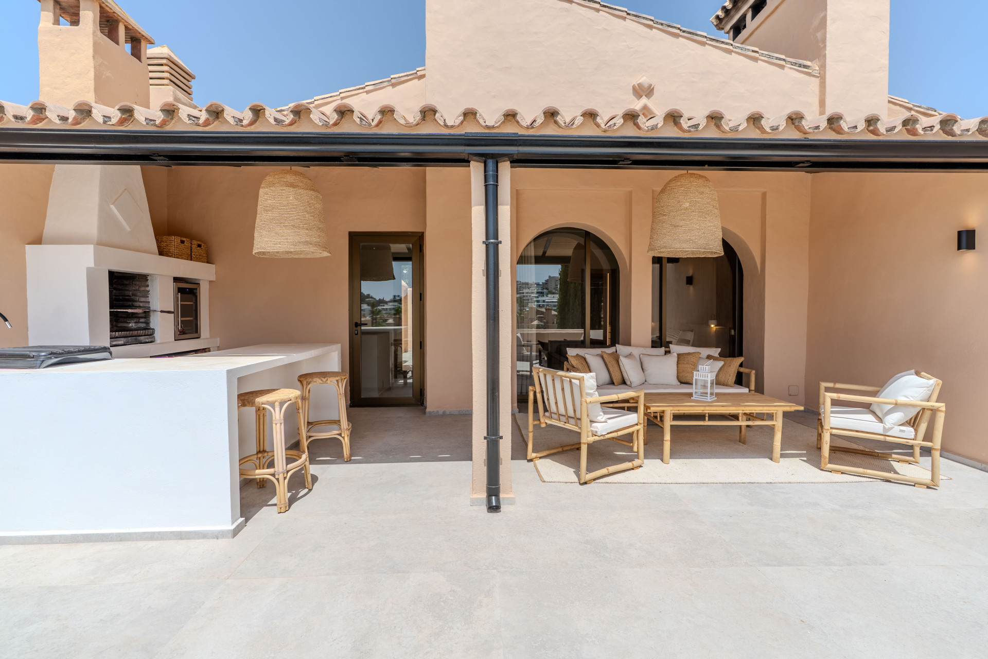 3 Bedroom Apartment in Estepona - Photo 10